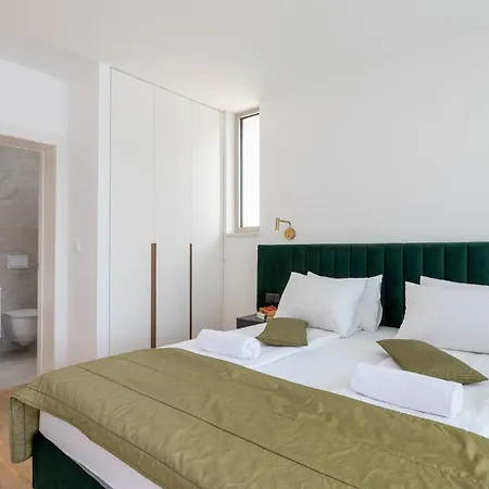 Luxury & Stylish Maslina 10 M From The Sea Villa
