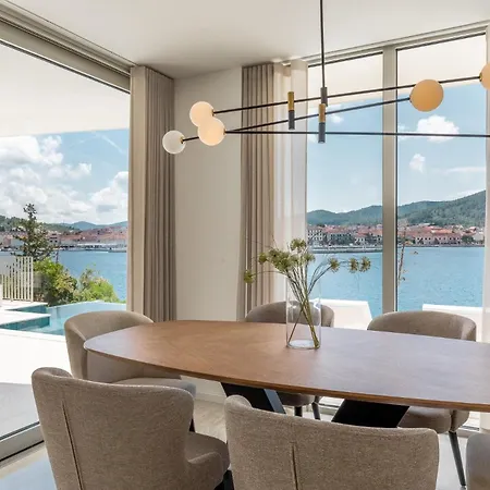 Luxury & Stylish Maslina 10 M From The Sea Villa *